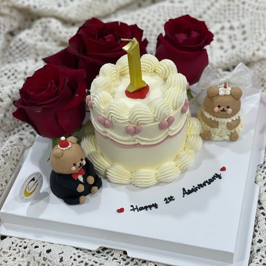 Sculpted 3D Animal Shaped Cake: Mini Couple Bears