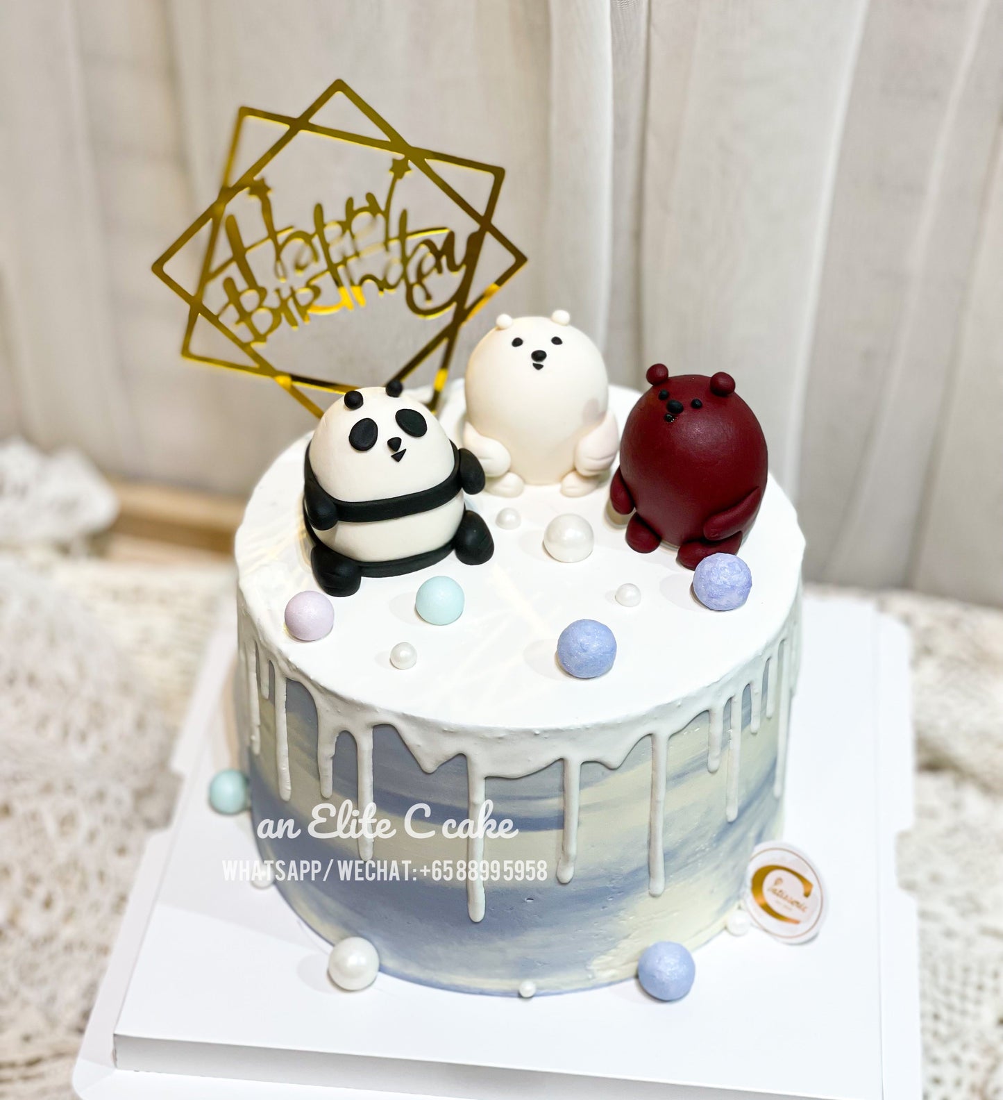 Animal Cake: Three Little Bears Cake