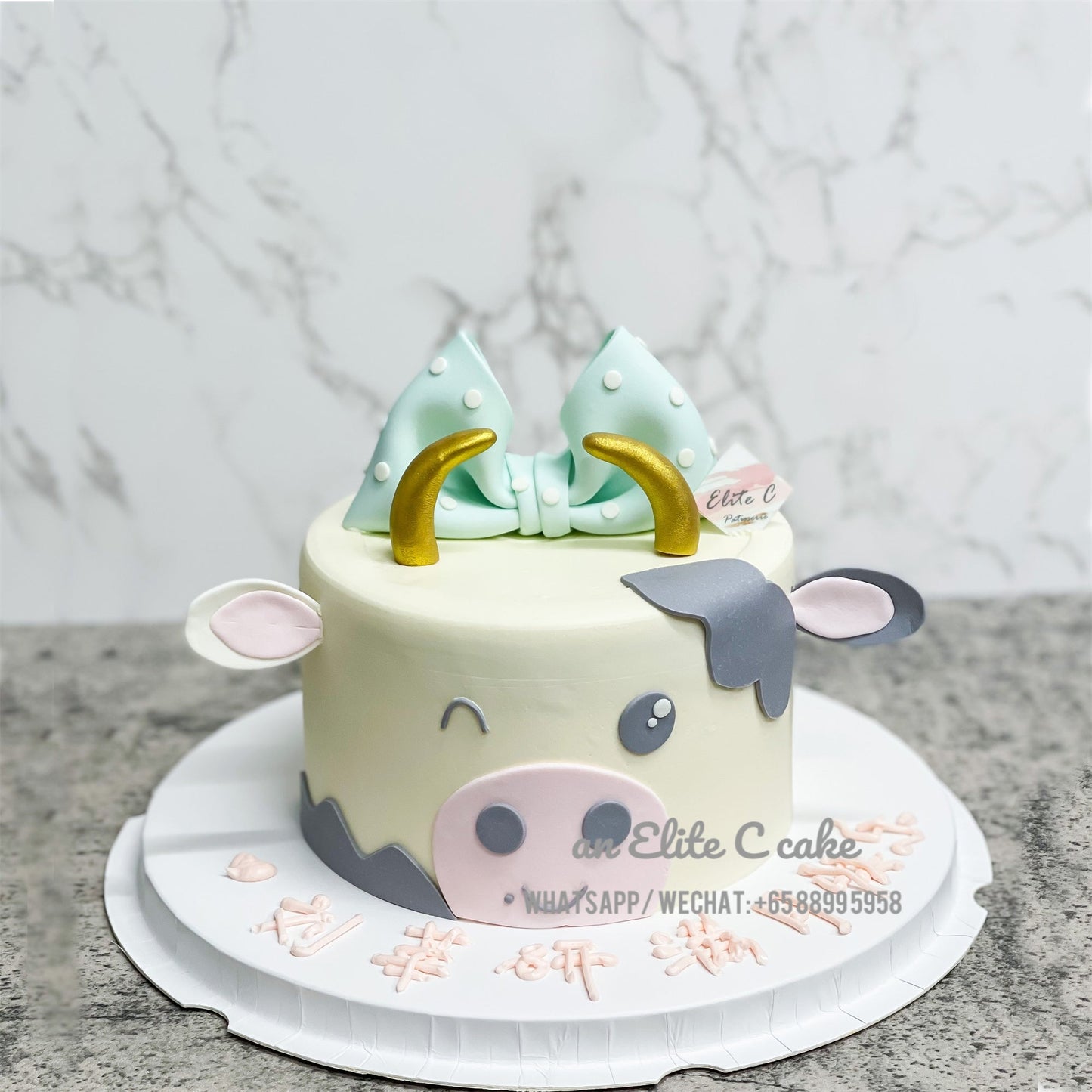 Animal Cake: Cow Head Cake