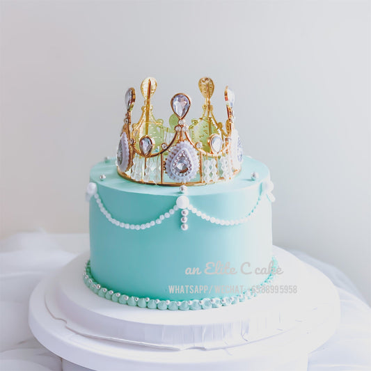 Crown Cake: Blue Blaster Crown Cake