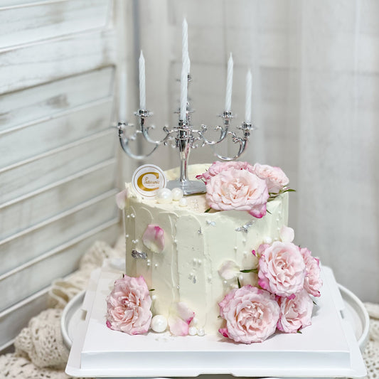 Floral Cake: Flower Candelabra