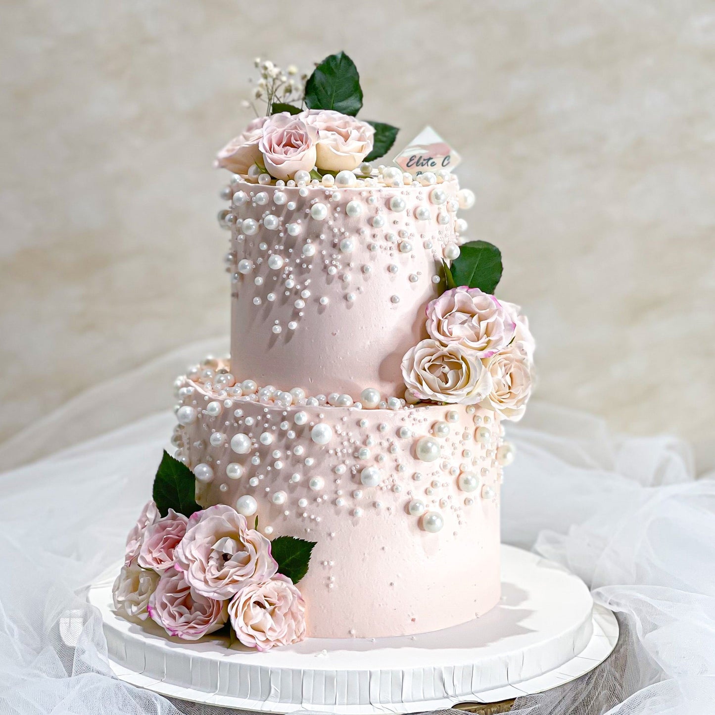 Floral Cake: Blushing Bloom