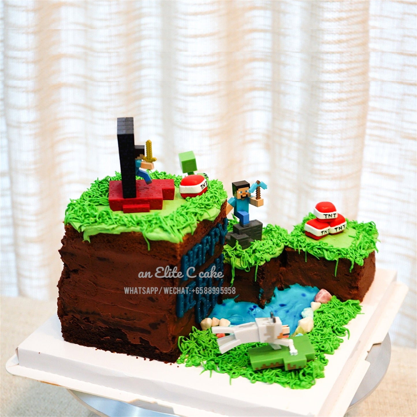 Game Minecraft Inspired Cake: Just One More Block