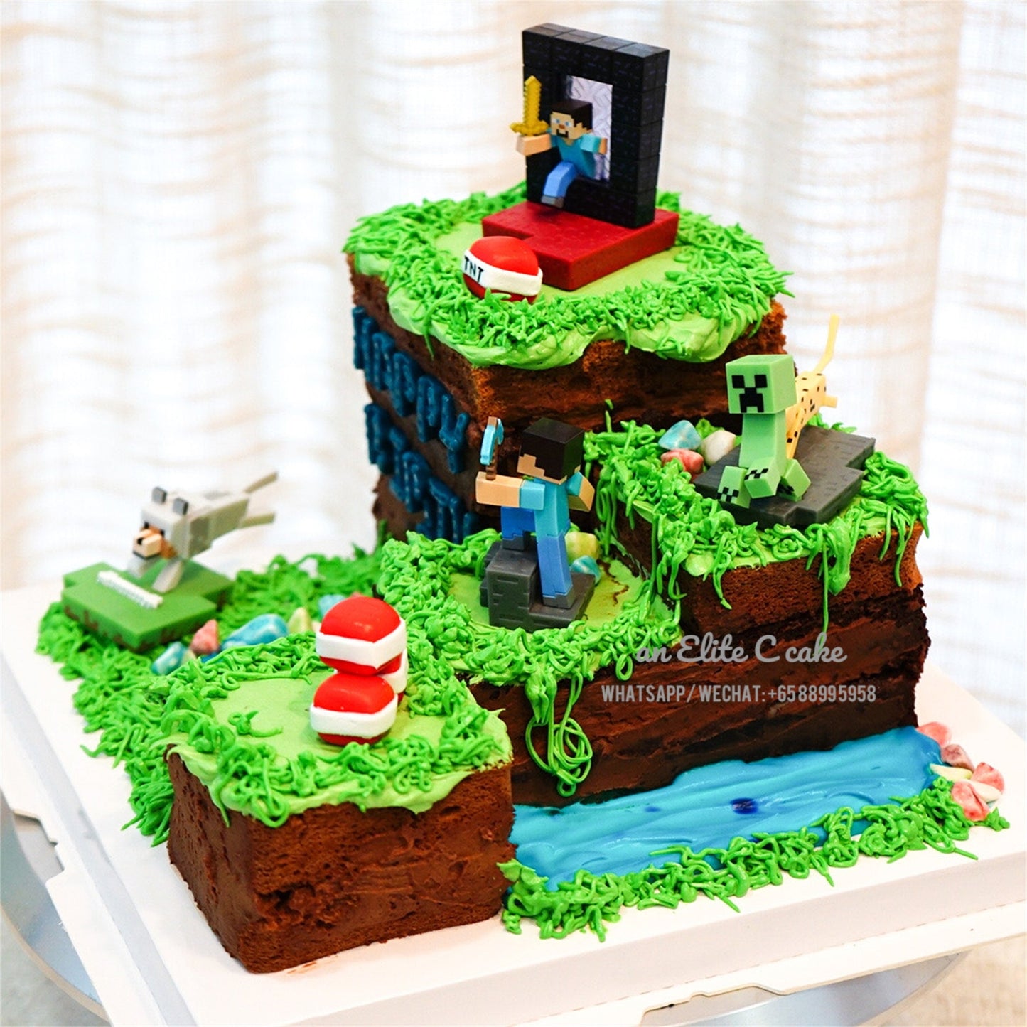 Game Minecraft Inspired Cake: Just One More Block