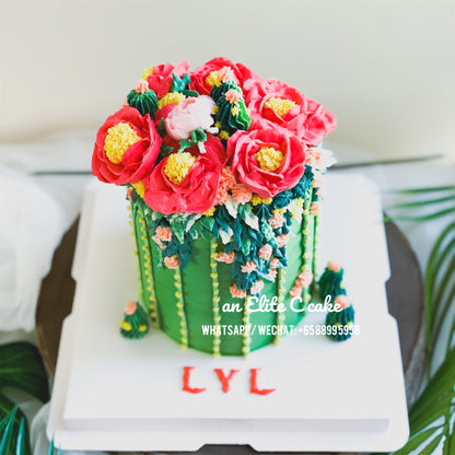 Sculpted Catus Plant Cake