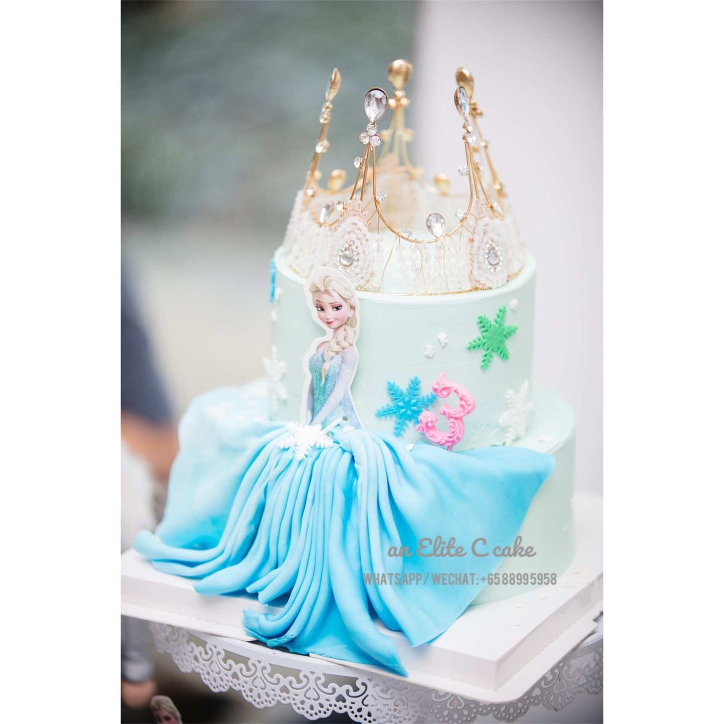 Cartoon Princess Inspired Cake: Enchanted Princess