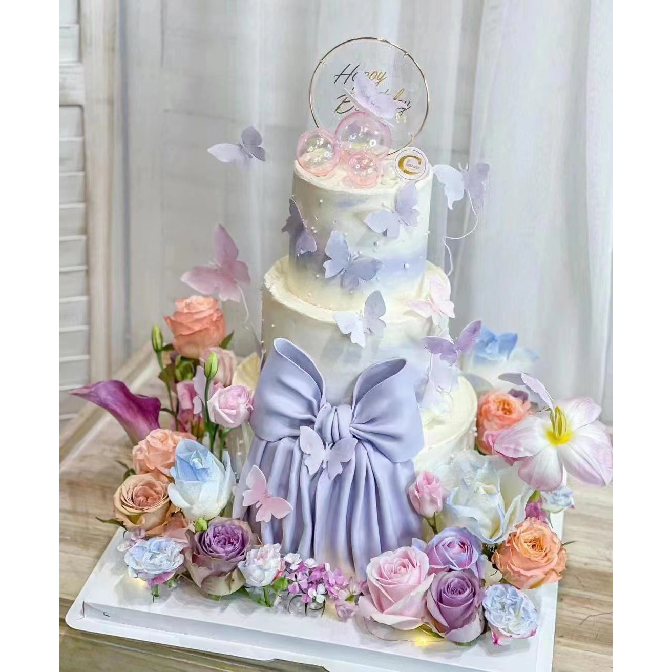 Ribboned Floral Cake: Wildflower Whirlwind