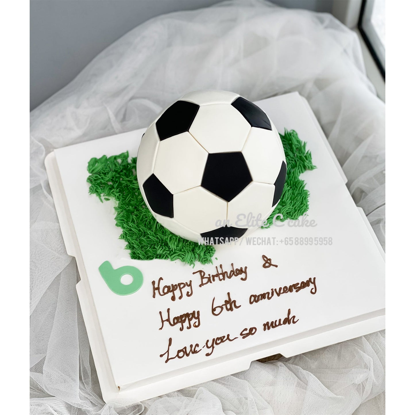 Sports Cake: Soccer Ball (Sculptured Ball Shape Cake)