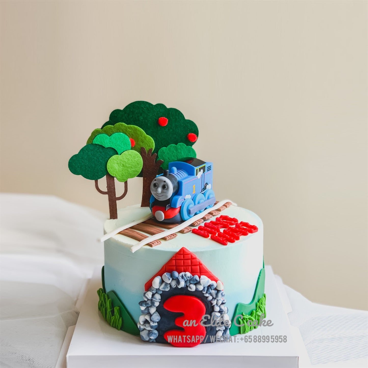 Toy Train Inspired Cake: I Think I Can